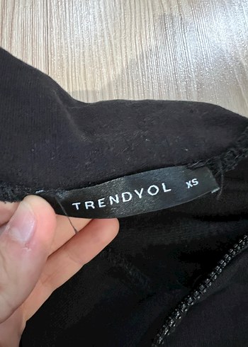 Siyah Kadın Yüksek Yakalı Fermuarlı Sweatshirt - Görsel 2