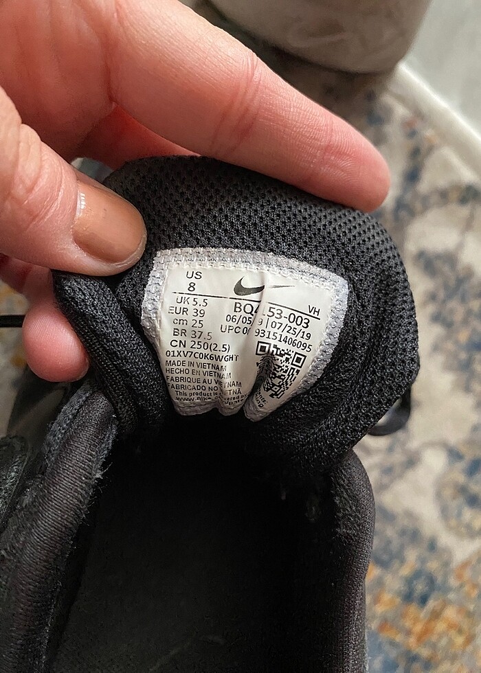 Nike spor ayakkabı - Görsel 2