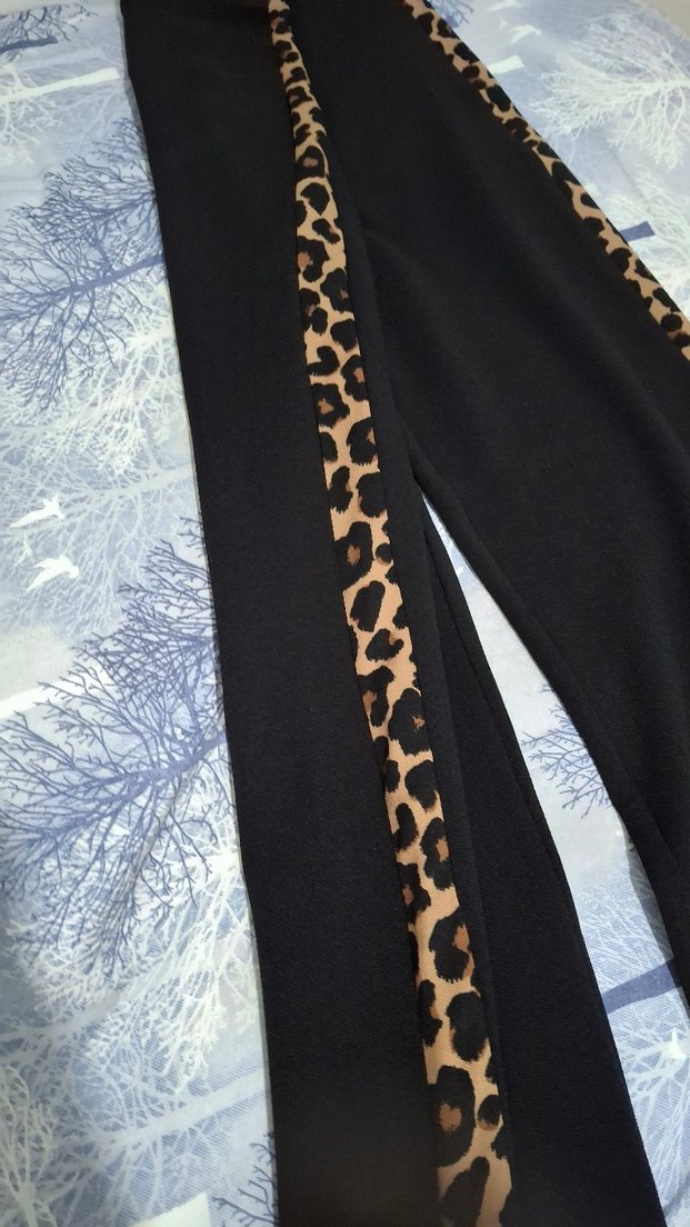 Düğmeli Leopar Desenli takım - Görsel 4