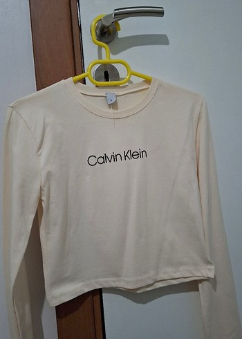 Calvin Klein l