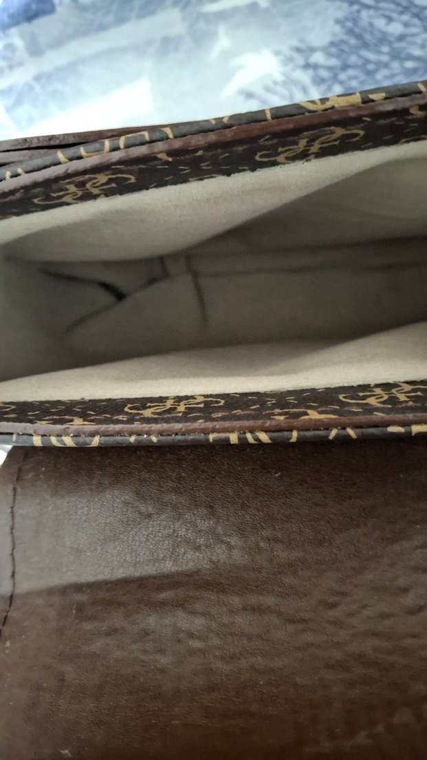 Guess Logolu Kahverengi Omuz / Çapraz Askılı Çanta - Görsel 4