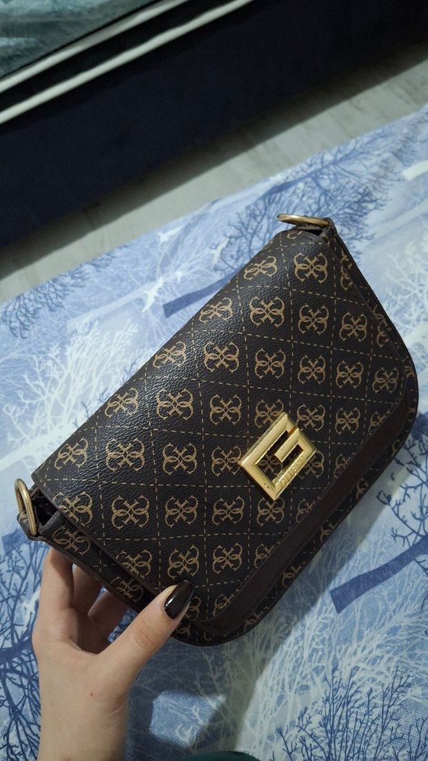 Guess Logolu Kahverengi Omuz / Çapraz Askılı Çanta - Görsel 2