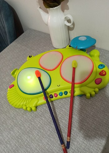 Beden B.Toys Kurbağacık Bateri Müzikli Işıklı