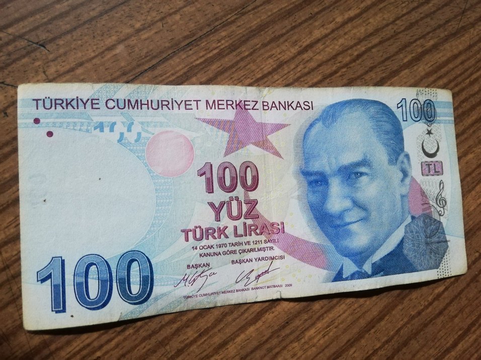 100 TL 9.EMİSYON 3.TERTİP DÜŞÜK SERİ NUMARALI  (E060000570) - Görsel 4