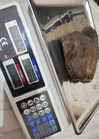 Değerli taş 1.972 kg mıknatıs güçlü çekiyor - Görsel 3