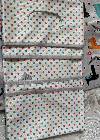 Gri Desenli Çocuk alt açma ve bez kutusu - Görsel 3