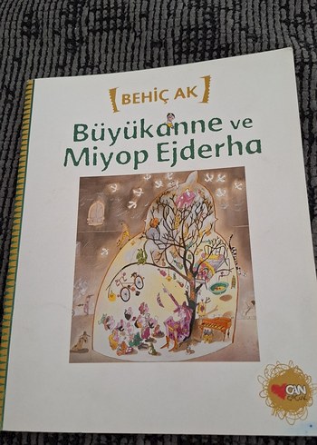 Büyükanne ve Miyop Ejderha - Behiç Ak