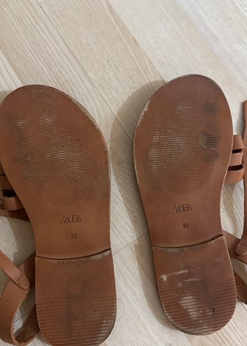 Zara Zara 35 numara sandalet