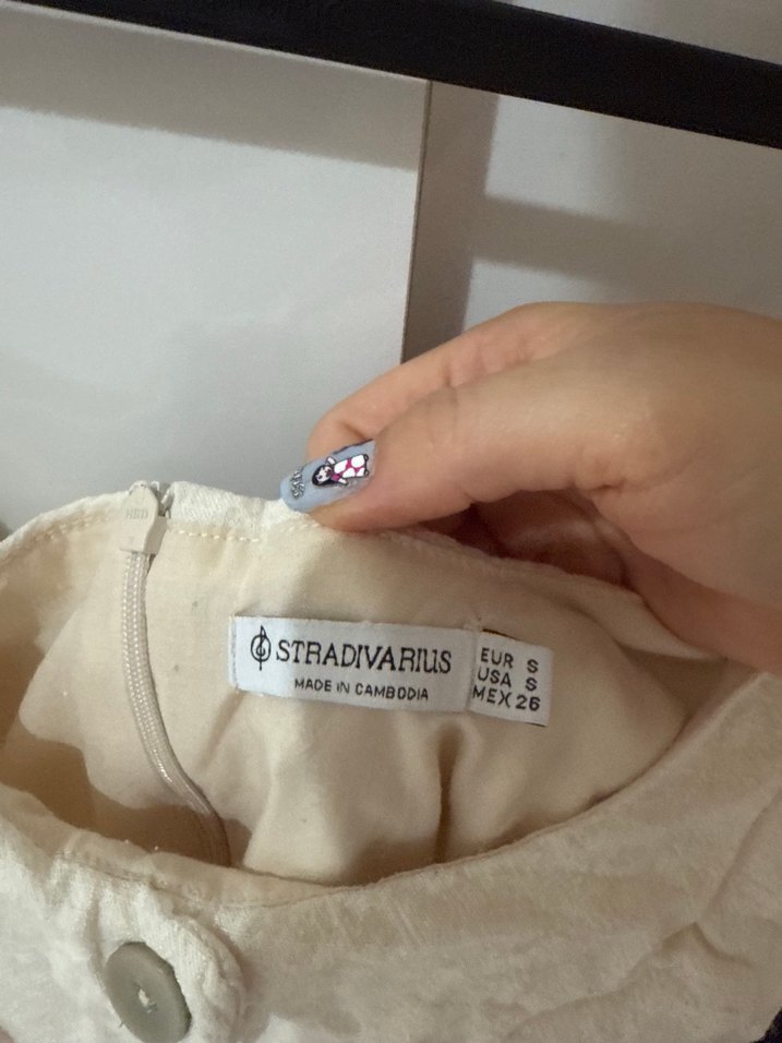 Düğmeli Bej elbise ketenimsi - Görsel 4