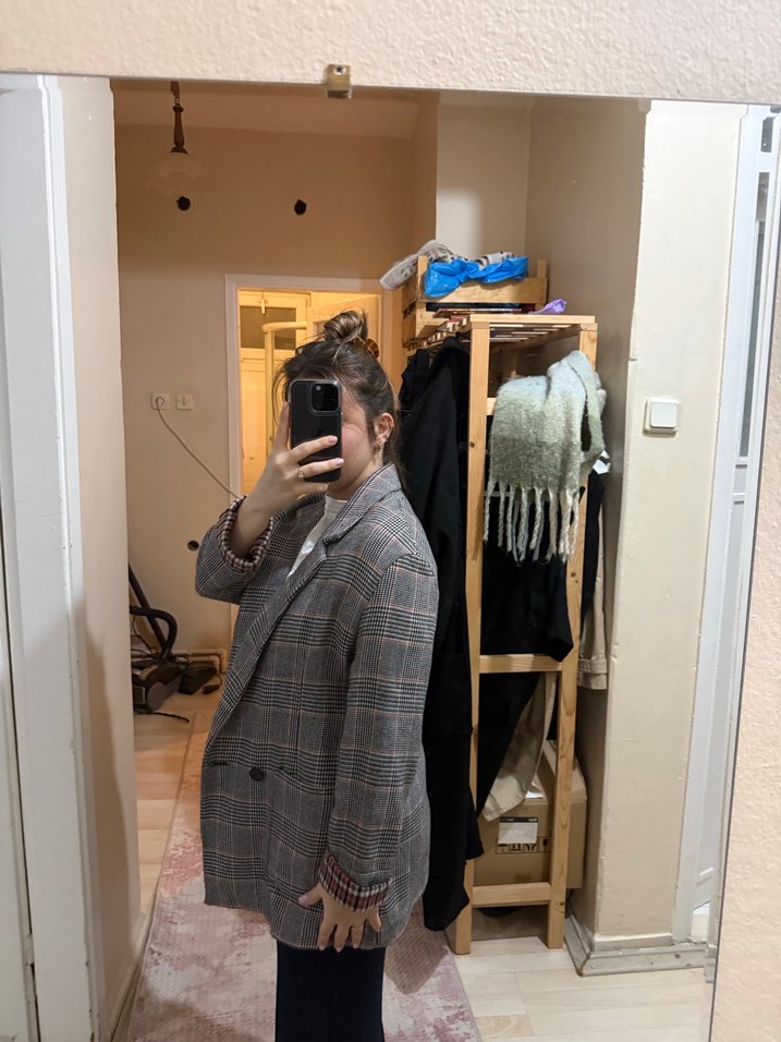 Kadın Gri Ekose Düğmeli Midi Blazer - Görsel 2