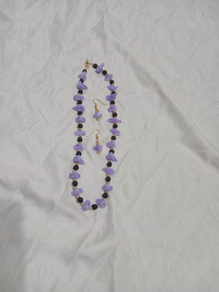 Mor Boncuklu Kısa Kadın Kolye ve Küpe Seti - Görsel 4