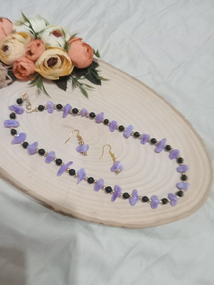 Mor Boncuklu Kısa Kadın Kolye ve Küpe Seti - Görsel 2