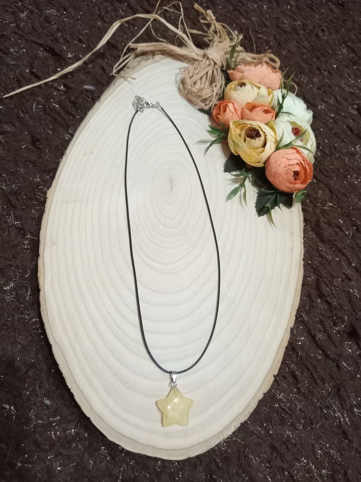 Sarı Boncuklu Yıldız Kolye Midi Boy - Görsel 2