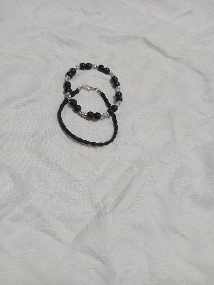 Siyah Boncuklu Minimalist Bileklik - Görsel 2