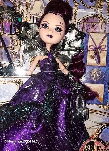  Beden Renk EVER AFTER HIGH ORJİNAL KUTULU BEBEK 