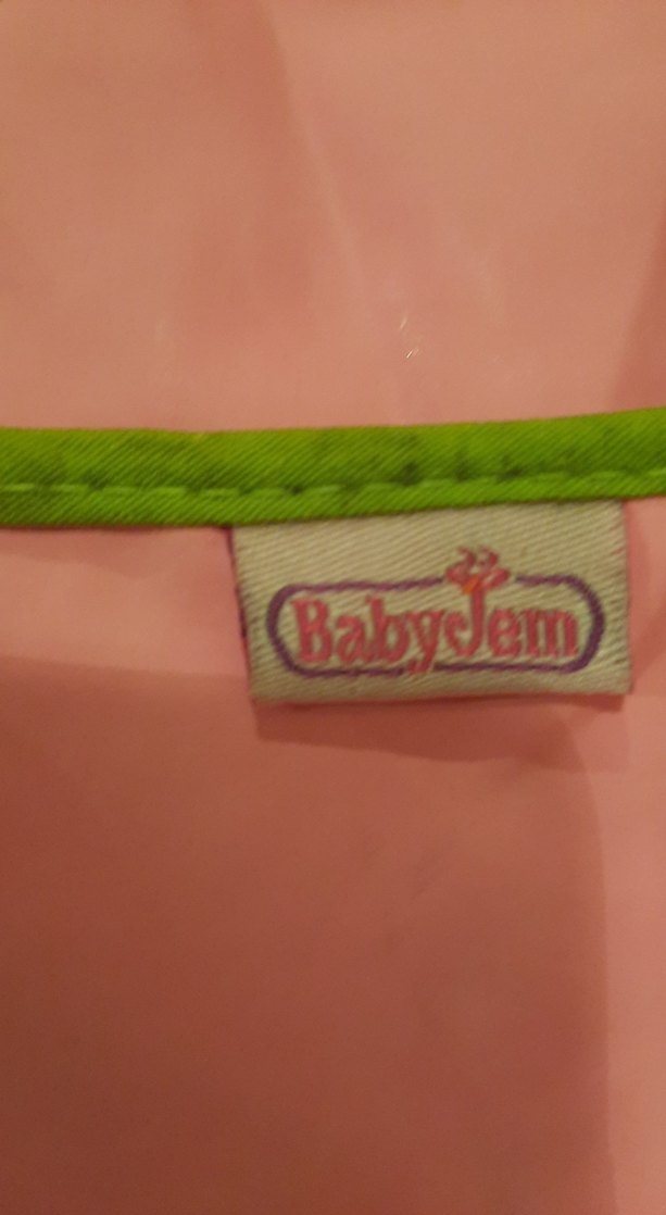 Pembe Baskılı Bebek Önlüğü - Görsel 2