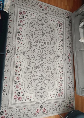 Beden Gri Çiçek Desenli Klasik Halı