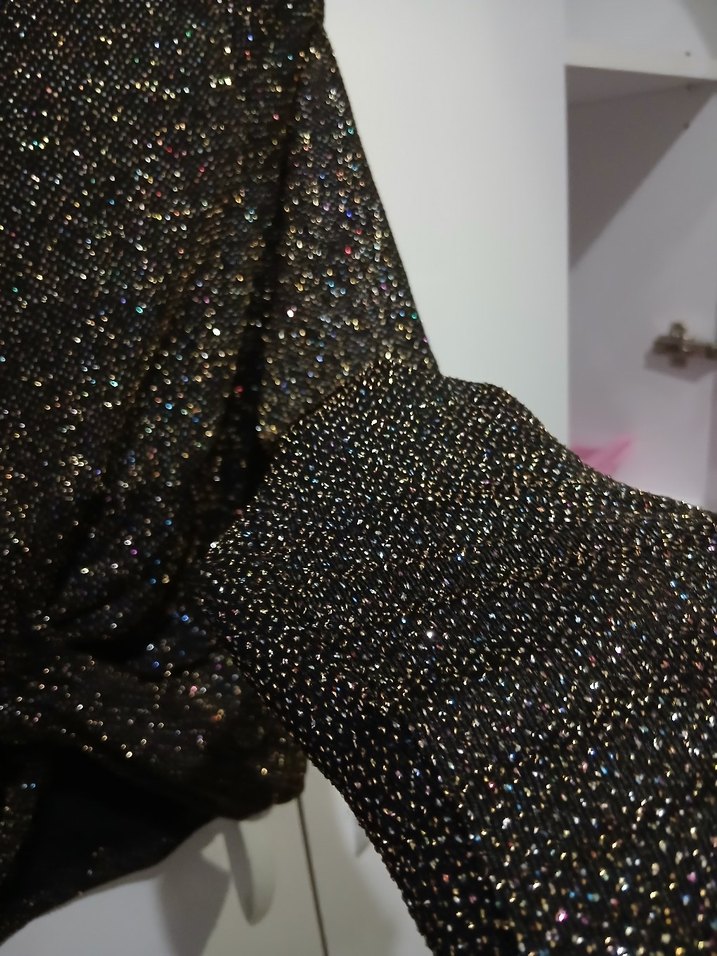 Siyah Parlak Payetli Uzun Kollu Bluz - Görsel 4