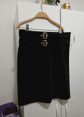 Guess orijinal gold detaylı etek - Görsel 9