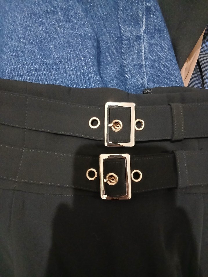 Guess orijinal gold detaylı etek - Görsel 2