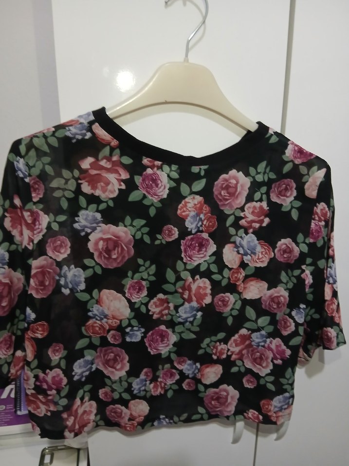 Çiçek Desenli Kısa Kollu Bohem Bluz - Görsel 3