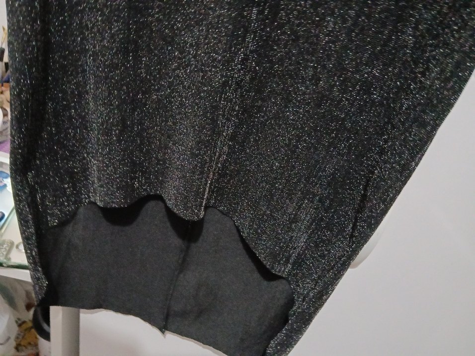 Siyah V Yaka Mini Bluz - Görsel 4