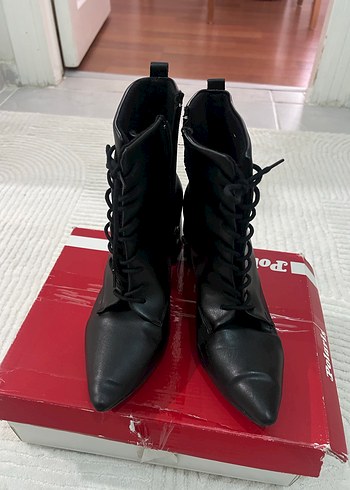 Siyah Stiletto Topuklu Gotik Kadın Bot - Görsel 6