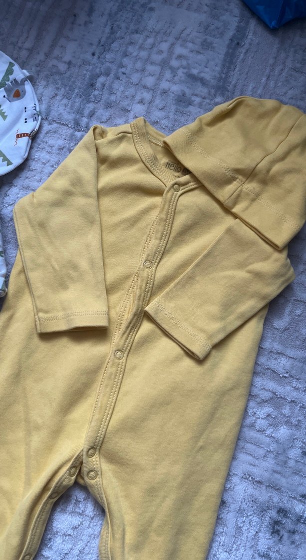 Sarı Bebek Tulum , Desenli  tulum ve Şapkaları - Görsel 4