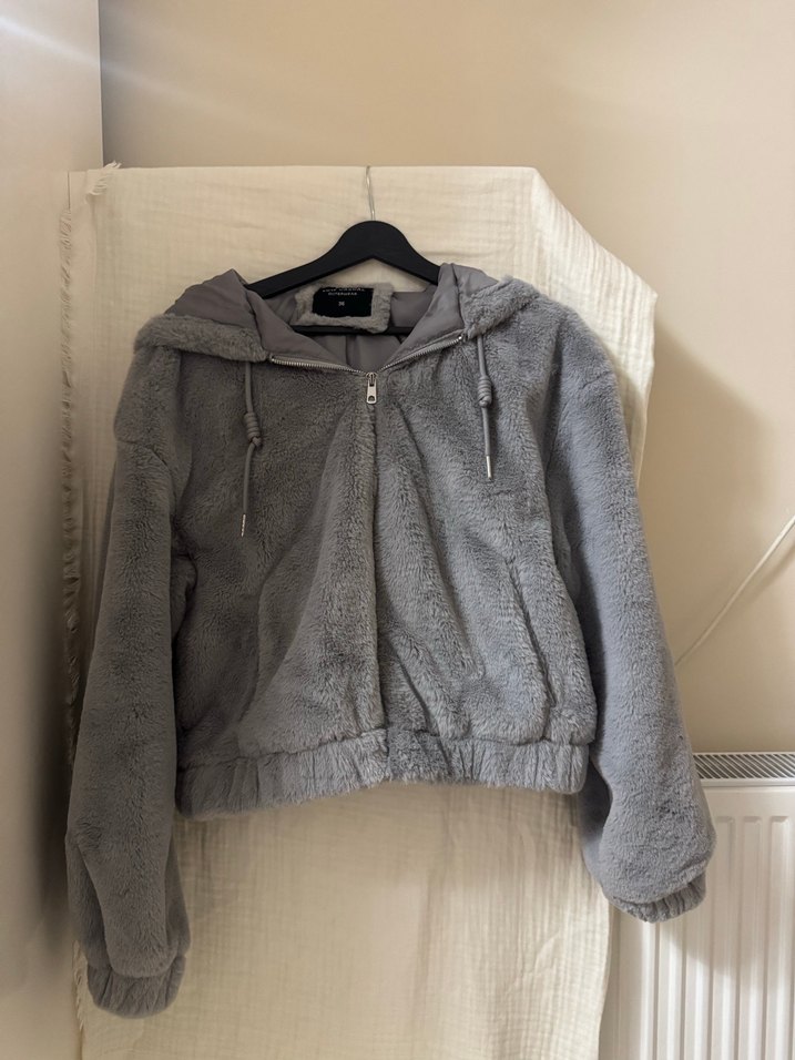 Gri Peluş Kadın Ceket Kapüşonlu - Görsel 2