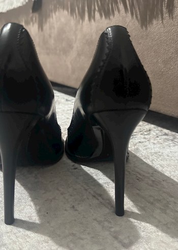 Siyah Yılan Desenli kenarları desenli Stiletto - Görsel 3