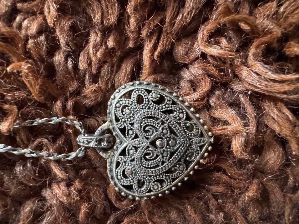 Kahverengi taş işlemeli Bohem Uzun Kalp Kolye - Görsel 2