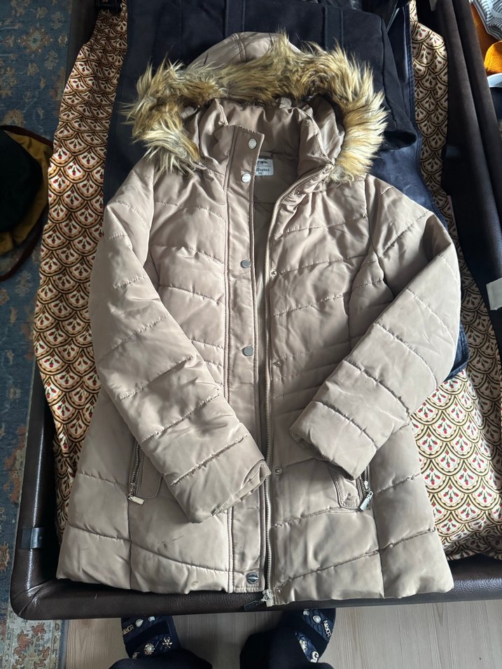 Kürk Detaylı Bej Kışlık Kadın Mont - Görsel 4