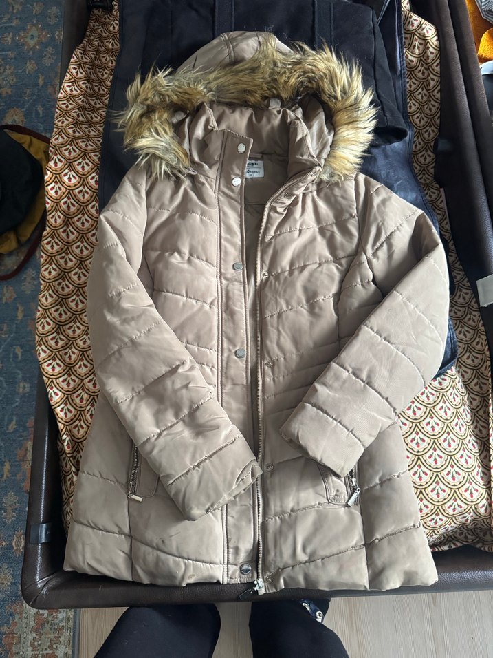 Kürk Detaylı Bej Kışlık Kadın Mont - Görsel 2