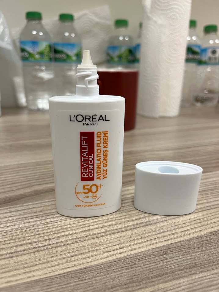 L'Oréal Revitalift GKF 50+ Yüz Güneş Kremi - Görsel 3