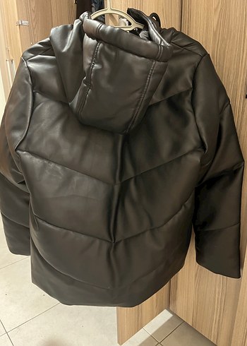 Lc wakiki deri görünümlü mont - Görsel 3