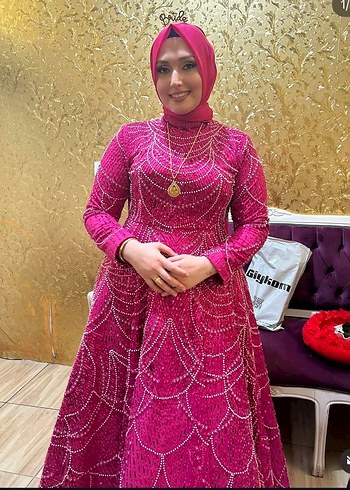 Pembe Boncuk İşlemeli Uzun Tesettür Abiye
