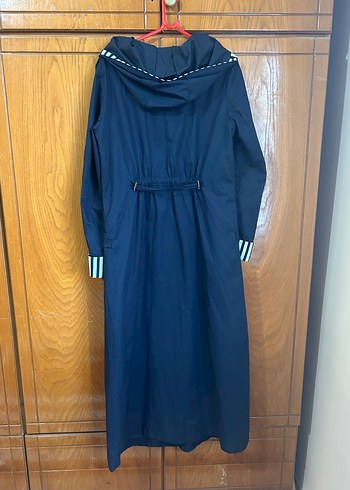 Kadın Lacivert Uzun Kesim Kapüşonlu Yağmurluk - Görsel 5