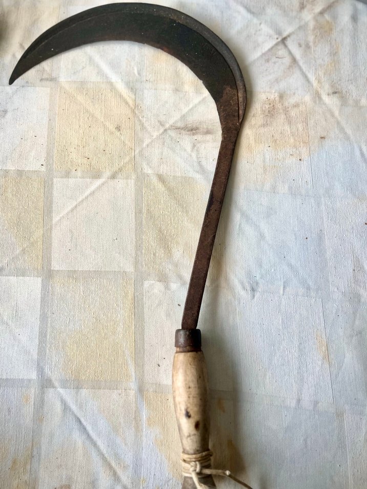 Kavisli Bronz Ahşap Saplı Eski Orak - Görsel 2