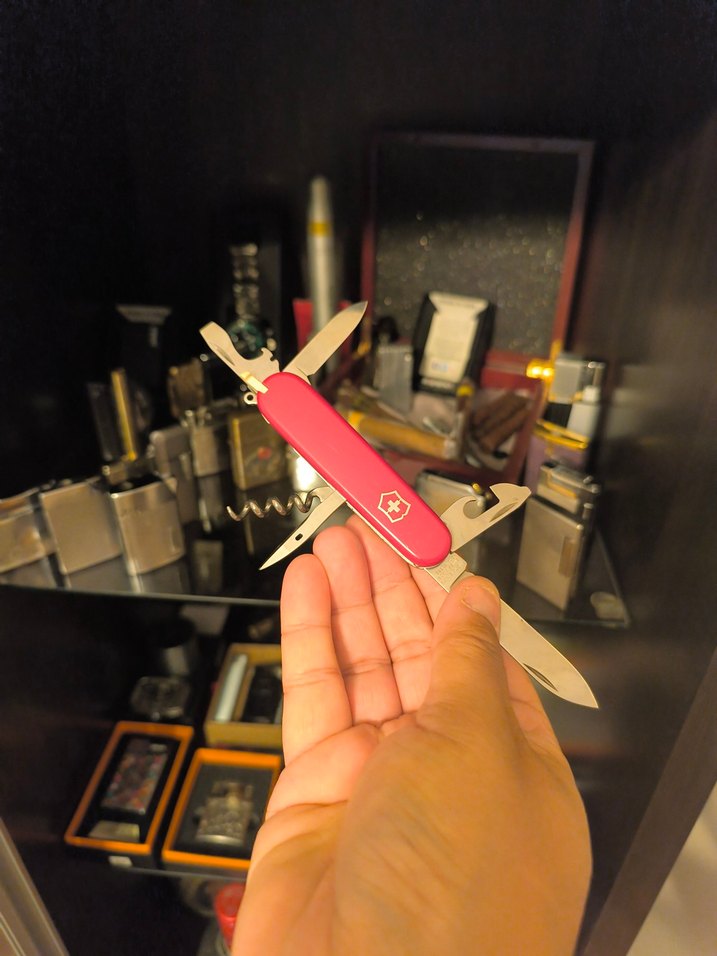 victorinox çakmak - Görsel 3