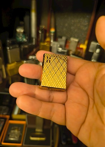 1960s Vintage altın kaplama çakmak - Görsel 2