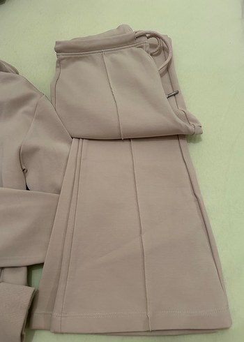 Zara Dikiş Detaylı Çan Paça Pantalon İnterlok Crop Sweatshırt Takım