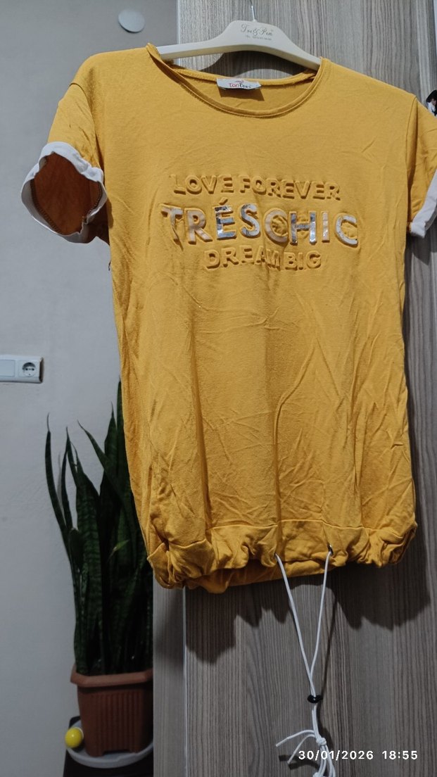 Kız Çocuk Sarı Renkli Baskılı Tişört - Görsel 2