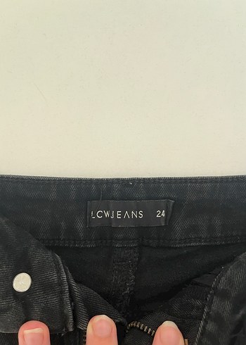 xs Beden Siyah Mini Jean Şort