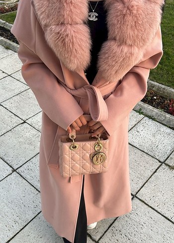Pembe Kadın Kaban, Kürk Detaylı, Regular Fit