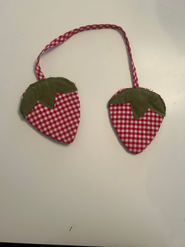 Nakışlı Çilek Desenli Fırın Eldiveni - Görsel 2