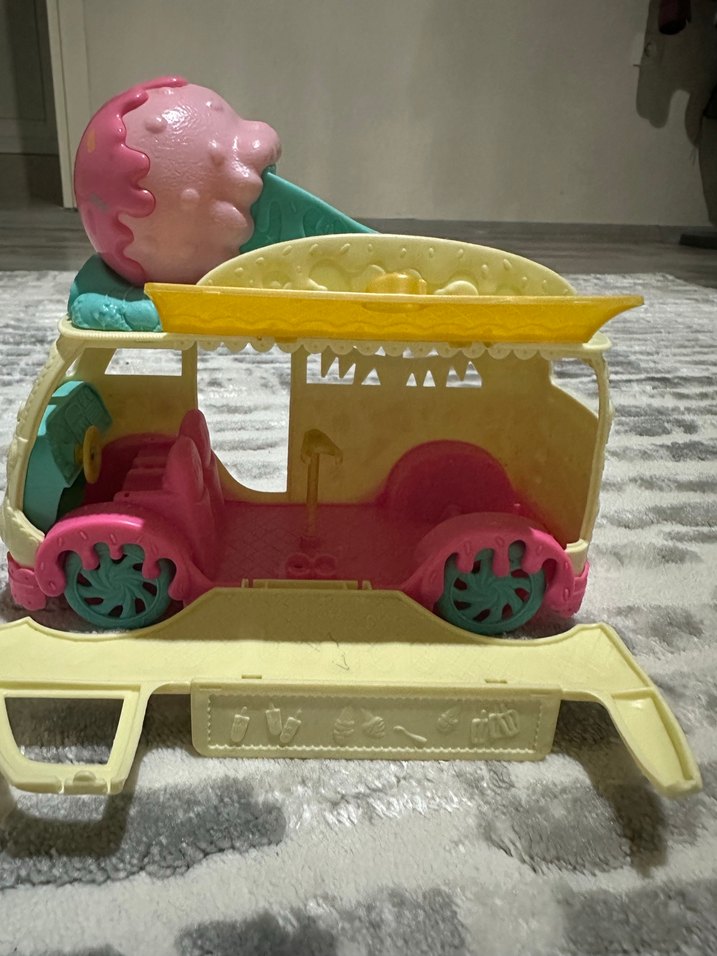 Polly Pocket Minik Lezzet Dondurma Arabası - Görsel 3
