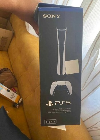 Beden Renk 3 AYLIK SORUNSUZ PLAYSTATİON 5 1 TB