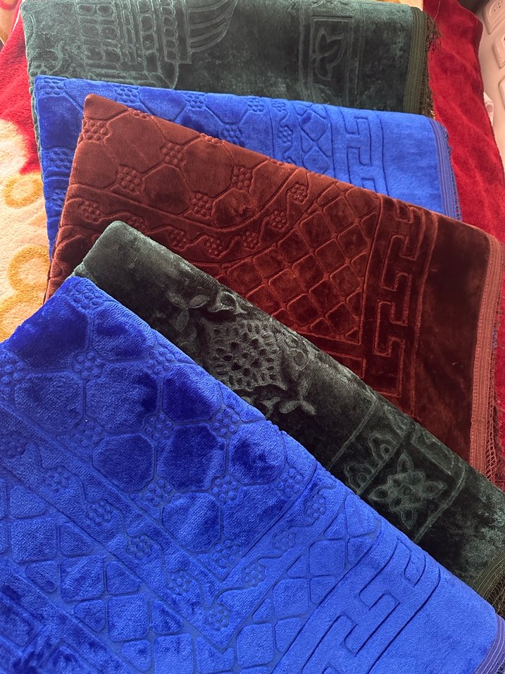 Nakışlı Çok Renkli Yumuşak namazlık - Görsel 3