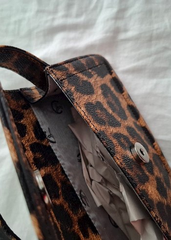 Leopar Desenli Deri Kadın Çanta - Görsel 3