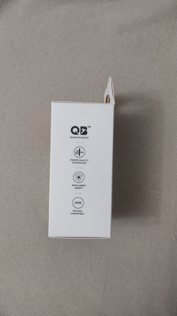 Spigen Essential 67W Hızlı Duvar Şarj Cihazı - Görsel 2